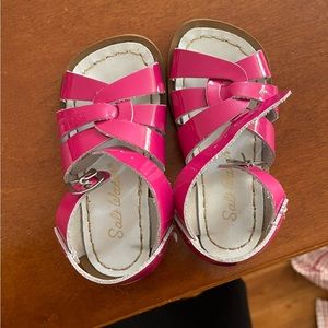 Toddler girls Saltwater Sandals size 7 Pink